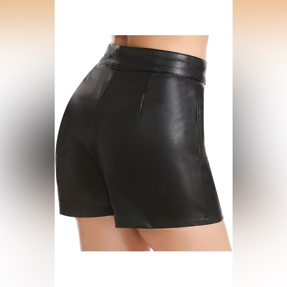 High Waisted Faux Leather Black Shorts Medium - Picture 7 of 9